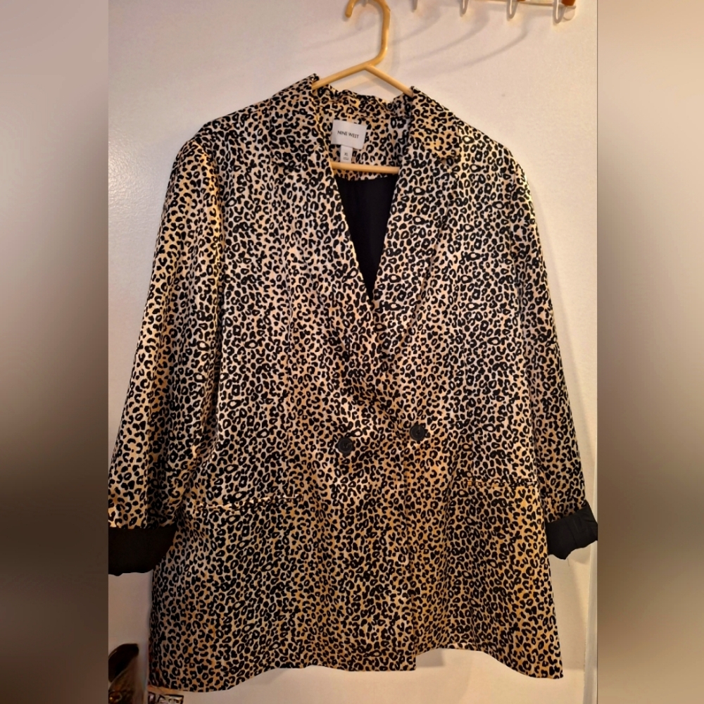 Fun business casual leopard print blazer by Nine West